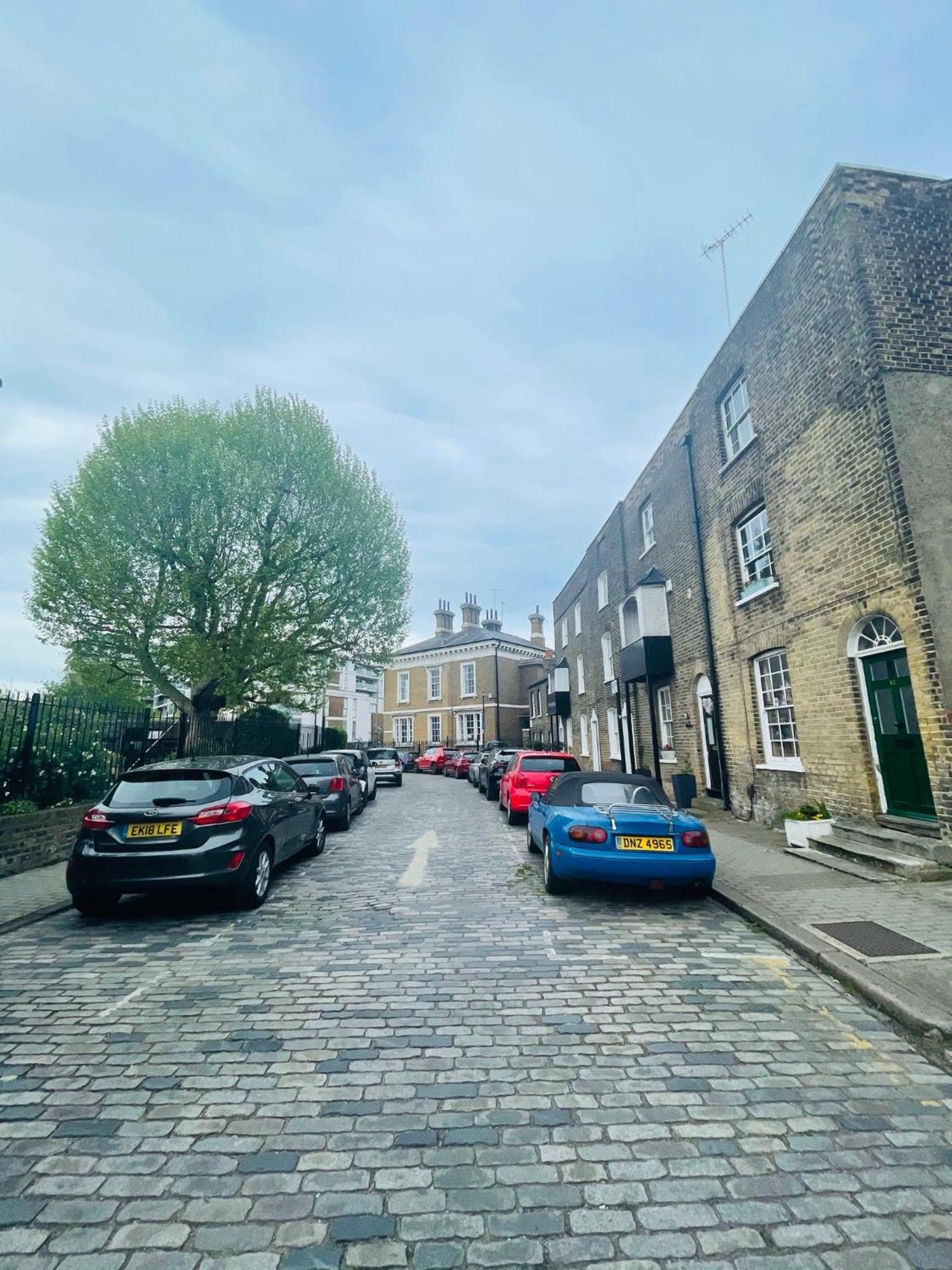 Greenwich Apartment With A River View & Balcony Near The 02 Arena & North Greenwich With Free Wifi & Fast Links Into Central London Eksteriør bilde