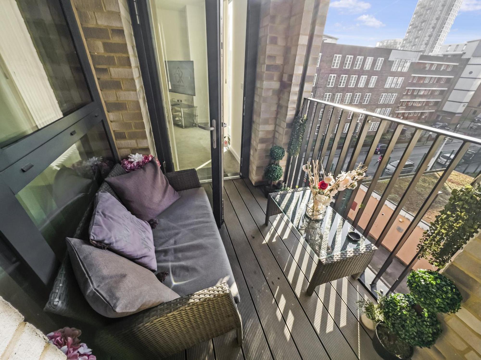 Greenwich Apartment With A River View & Balcony Near The 02 Arena & North Greenwich With Free Wifi & Fast Links Into Central London Eksteriør bilde