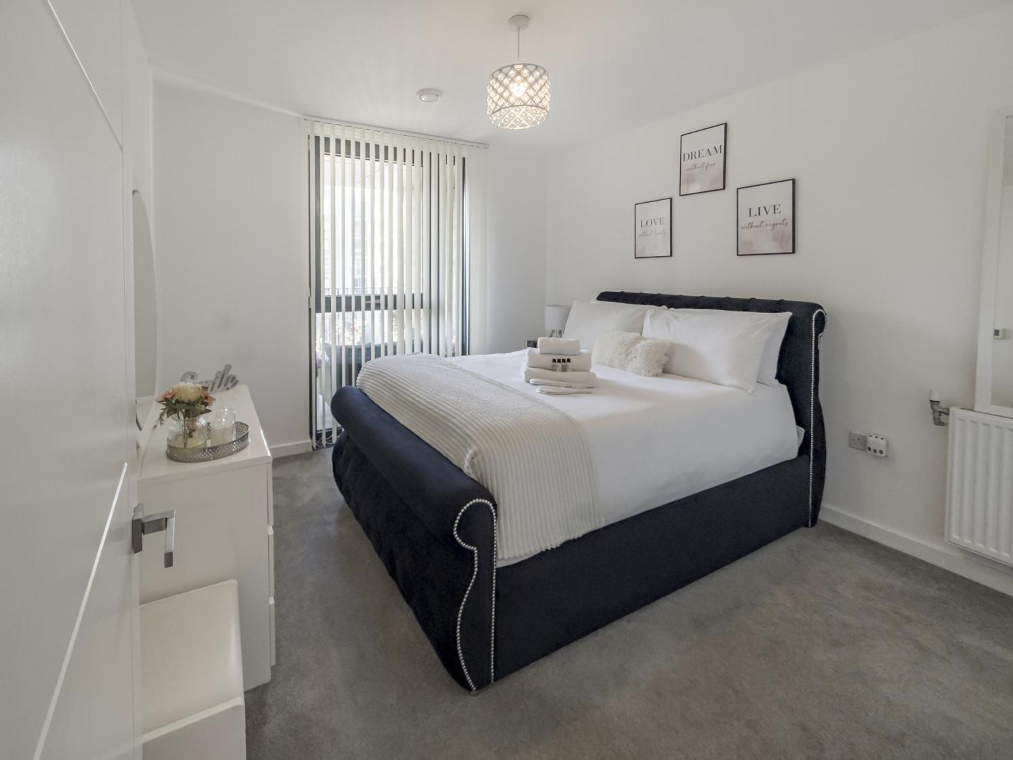 Greenwich Apartment With A River View & Balcony Near The 02 Arena & North Greenwich With Free Wifi & Fast Links Into Central London Eksteriør bilde